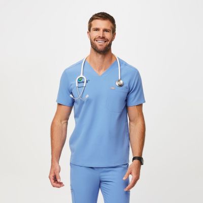 Figs Chisec Three-Pocket Scrub Top™